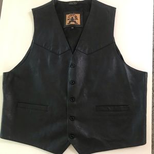 Men’s leather motorcycle vest